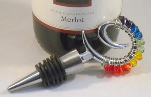 Wine Bottle Toppers: Embellished wine bottle stopper with Swarovski Crystals.