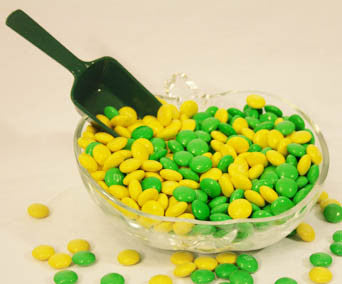 Scoops: 2-ounce green scoop.  Small Scoops